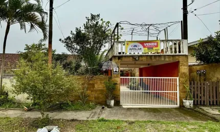 Casa com 2 quartos à venda na Avenida Paranaguá (Balneário Ipacaraí), 7754, Balneário Ipacaraí, Matinhos, 60 m2 por R$ 345.000