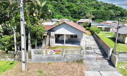 Casa com 2 quartos à venda na RUA DA MATA, 09, Vila Nova, Matinhos, 85 m2 por R$ 480.000