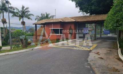 Bela Casa Alto Padrão - 3 Dormitórios - Condomínio Granja Caiapiá - Pitas - Cotia/SP