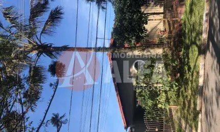 CASA TERREA COM EDICULA (V) 160m²- 04Dormitórios sendo 03 Suítes - Jardim dos  Ipês - Cotia/SP
