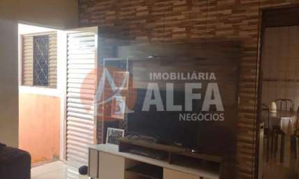 Casa Com 01 Dormitório - Bairro Nhambuca Caucaia Do Alto - Cotia/SP