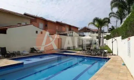 Casa a venda com 3 Dormitórios - Condomínio Residencial Porto Seguro - Estrada do Capuava - Cotia/SP