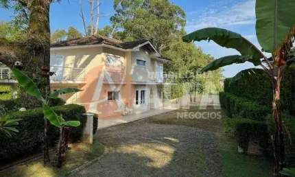 Casa 4 Dormitórios Condomínio Vila Moura / Fazendinha -  Chácara Santa Lúcia - Carapicuíba/SP