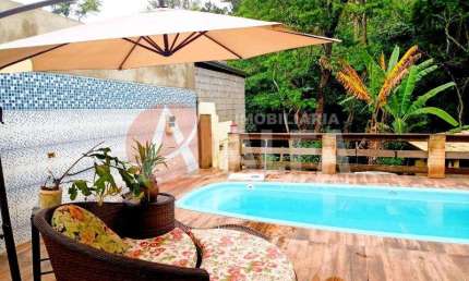 Casa com 3 quartos à venda na Rua Iris Memberg, Vila Jovina, Cotia