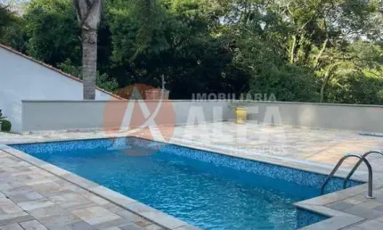 Casa  com 2 Dormitórios - Condomínio Carneiro Viana - Cotia / SP