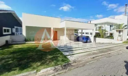 Casa com 3 Dormitórios - Condomínio Quinta de São Fernando - Pitas - Cotia/SP