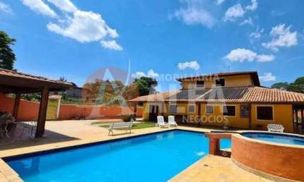 Casa térrea com 6 Dormitórios - Condomínio Residencial Los Álamos - Jardim Vargem Grande - Cotia/SP