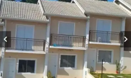 Ótima Casa com 2 Dormitórios - Condomínio Residencial Santorini -  Chácara Ondas Verdes - Cotia/SP