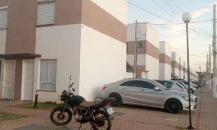 Casa - 02 Dorms - Condomínio Villa Aguassaí 02 - Água Espraiada (Caucaia do Alto) - CotiaSP