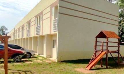 Casa - 02 Dorms - Condomínio  Ville de Vie ll -Granja Vianna - CotiaSP