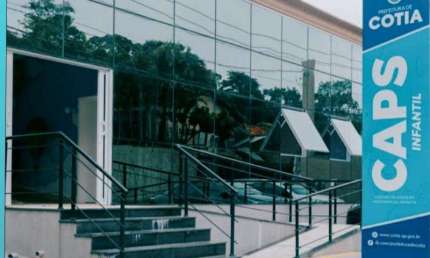 Sala comercial para alugar na Rua Topázio, Jardim Nomura, Cotia