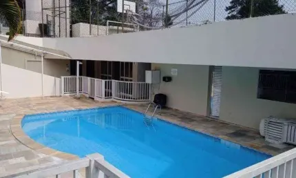 Lindo Sobrado triplex com 03 dorms sendo 01 Suíte - Granja Viana - Cotia -SP