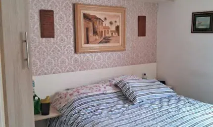 CASA COM 02 DORM - COND. VILA CAUCAIA III - ÁGUA ESPRAIADA -  COTIA-SP