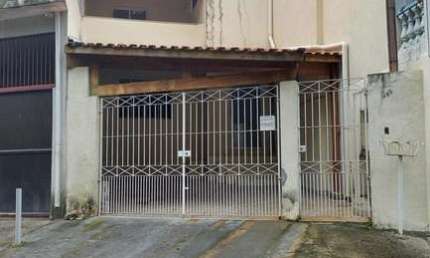 Casa com 3 quartos para alugar na Rua Salma, Parque São George, Cotia