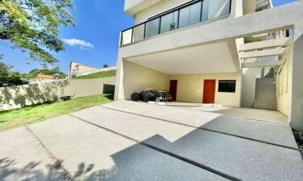 Linda Casa Moderna Nova 0KM com 03 suítes sendo 01 Master- Condomínio Reserva Vale Verde - Cotia/SP