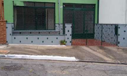 Casa com 03 dormitórios - Vila Bertioga - São Paulo/ Sp