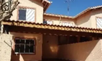 Casa com 2 quartos - Cond Recanto das Graças 1 - Cotia/SP