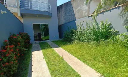 Casa com 02 Quartos - Jardim Peruíbe - Peruíbe / SP