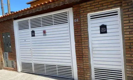 Casa com 2 quartos para alugar na Rua Lençóis, Jardim Araruama, Cotia