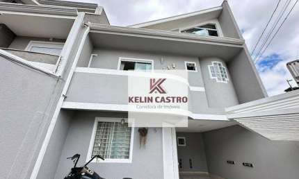 Sobrado com 3 dormitórios à venda, 180 m² por R$ 870.000,00 - Uberaba - Curitiba/PR