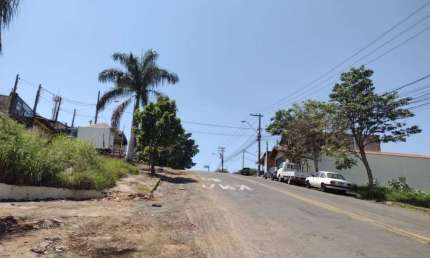 Terreno à venda na Vila Cristina, Piracicaba , 300 m2 por R$ 120.000