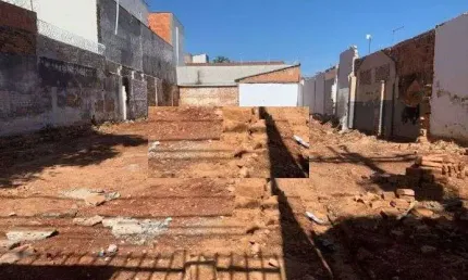 Terreno comercial para alugar no Paulista, Piracicaba , 330 m2 por R$ 2.000