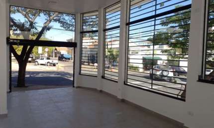 Sala comercial com 1 sala para alugar no Alto, Piracicaba , 30 m2 por R$ 2.300