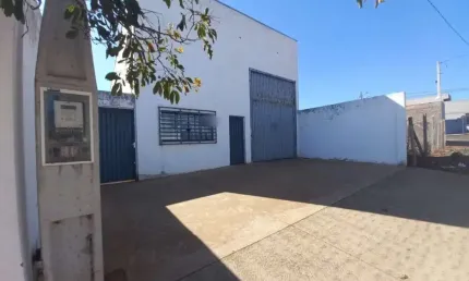 Ponto comercial com 1 sala à venda no Kemp, Iracemápolis , 166 m2 por R$ 670.000