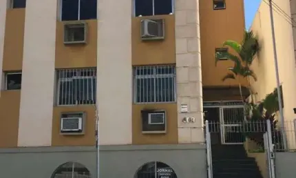 Sala comercial com 3 salas para alugar no Centro, Piracicaba , 56 m2 por R$ 700