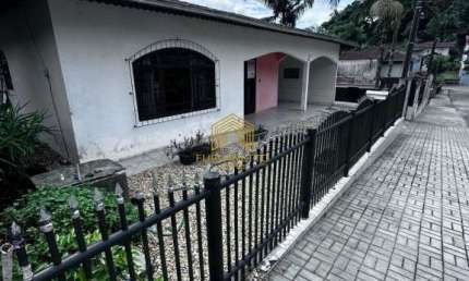 Casa com 3 quartos à venda na José Dias, 62, Iririú, Joinville por R$ 500.000