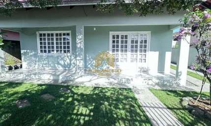 Casa com 3 quartos à venda na Rua Santa Izabel, 785, João Costa, Joinville por R$ 699.900