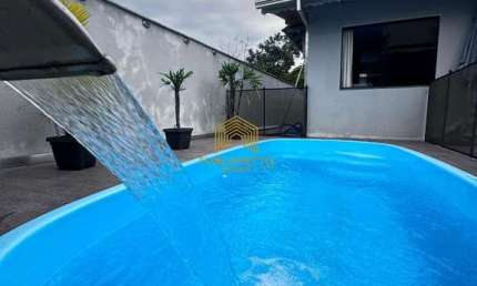 Casa com 2 quartos à venda na Daniela Peres, 100, Parque Guarani, Joinville por R$ 599.900
