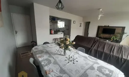 Apartamento com 3 quartos à venda na Rua Ministro Luiz Galotti, 434, Boa Vista, Joinville por R$ 300.000