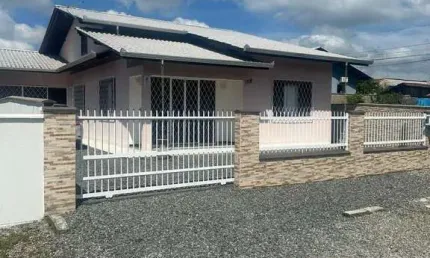 Casa com 3 quartos à venda na Rua Muniz Mendez, 239, Centro, Balneário Barra do Sul por R$ 890.000