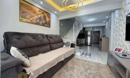 Casa com 2 quartos à venda na Cidade de Adrianópolis, 20, Paranaguamirim, Joinville por R$ 318.000
