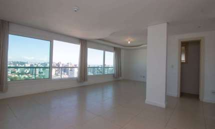 Apartamento 3 dormitórios com 2 vagas de garagem à venda no bairro Petrópolis em Porto Alegre próximo da Avenida Carlos Gomes