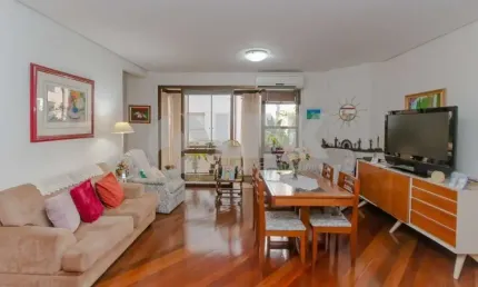 Apartamento de 3 quartos com 1 vaga à venda no bairro Passo da Areia em Porto Alegre