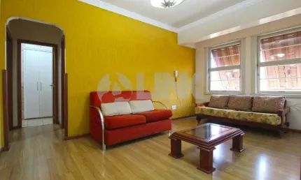Apartamento de 2 quartos com 1 vaga à venda no bairro Floresta em Porto Alegre