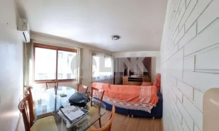 Apartamento 3 dormitórios com 1 vaga de garagem à venda no bairro Petrópolis em Porto Alegre próximo da Avenida Protásio Alves