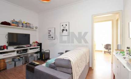 Apartamento 2 dormitórios à venda no bairro Moinhos de Vento em Porto Alegre próximo do Parcão