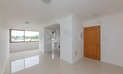 Apartamento de 2 dormitórios sendo 1 suíte com 2 vagas de garagem à venda no bairro Jardim Itu em Porto Alegre próximo à Av. Baltazar de Oliveira Garc