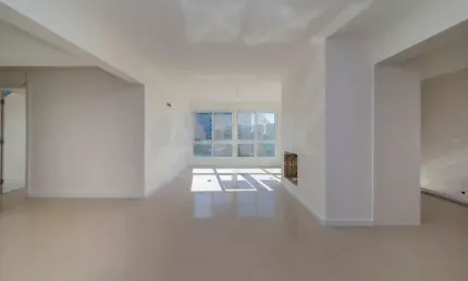 Apartamento de 3 dormitórios sendo 1 suíte com 3 vagas de garagem à venda no bairro passo da areia em porto alegre próximo ao shopping iguatemi