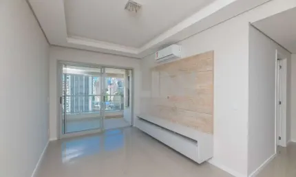 Apartamento de 1 quarto e 1 vaga à venda no bairro Petrópolis em Porto Alegre