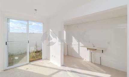 Apartamento Garden com 1 quarto e 1 vaga à venda no bairro Morro Santana em Porto Alegre