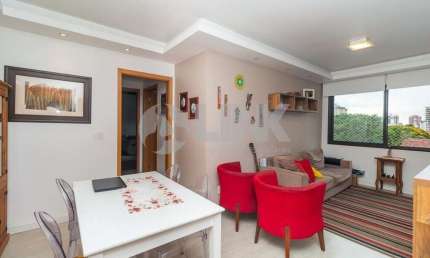 Apartamento com 2 quartos à venda no bairro Menino Deus em Porto Alegre