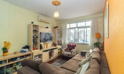 Apartamento de 3 quartos com 1 vaga à venda no bairro Auxiliadora em Porto Alegre