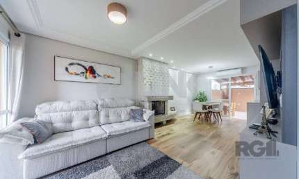 Casa em condomínio com 3 quartos à venda no bairro Hípica em Porto Alegre