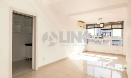 Apartamento com 3 quartos e 2 vagas à venda no bairro Jardim Lindóia em Porto Alegre