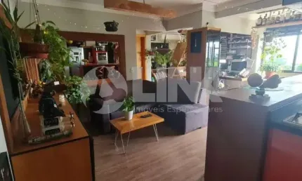 Apartamento com 2 quartos e 2 vagas à venda no bairro Cristo Redentor em Porto Alegre