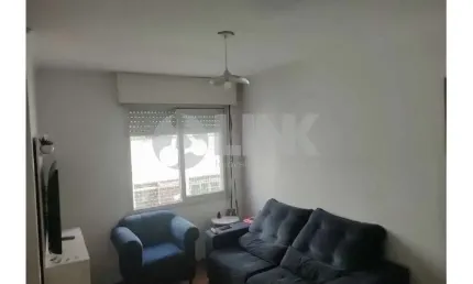 Apartamento com 2 quartos à venda no bairro Jardim Leopoldina em Porto Alegre